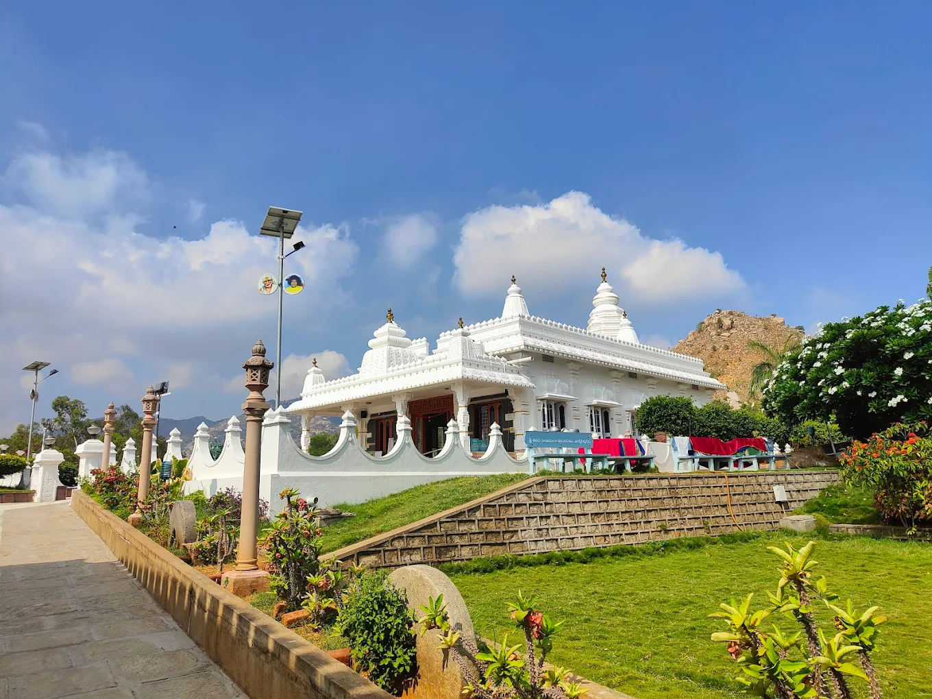 Sree Shirdi Sai Baba Temple, Vayalpad
